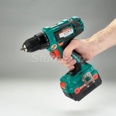 Sturmax CDM3220CL Шуруповерт аккумуляторный 20 В (без АКБ и ЗУ)